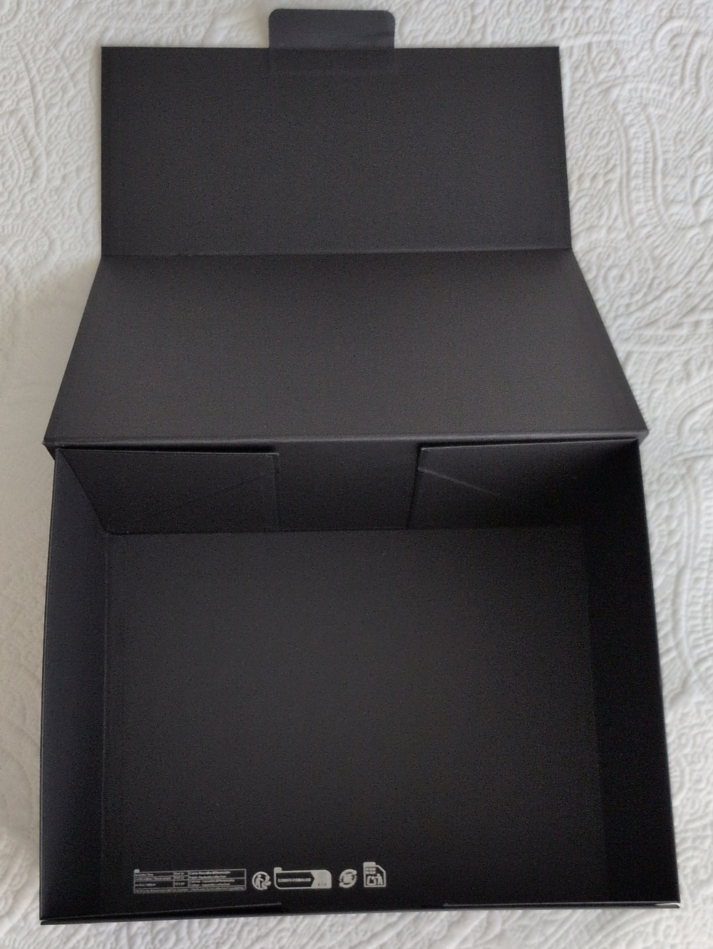 Gucci Large Box + Ribbon - Picture 8 of 10